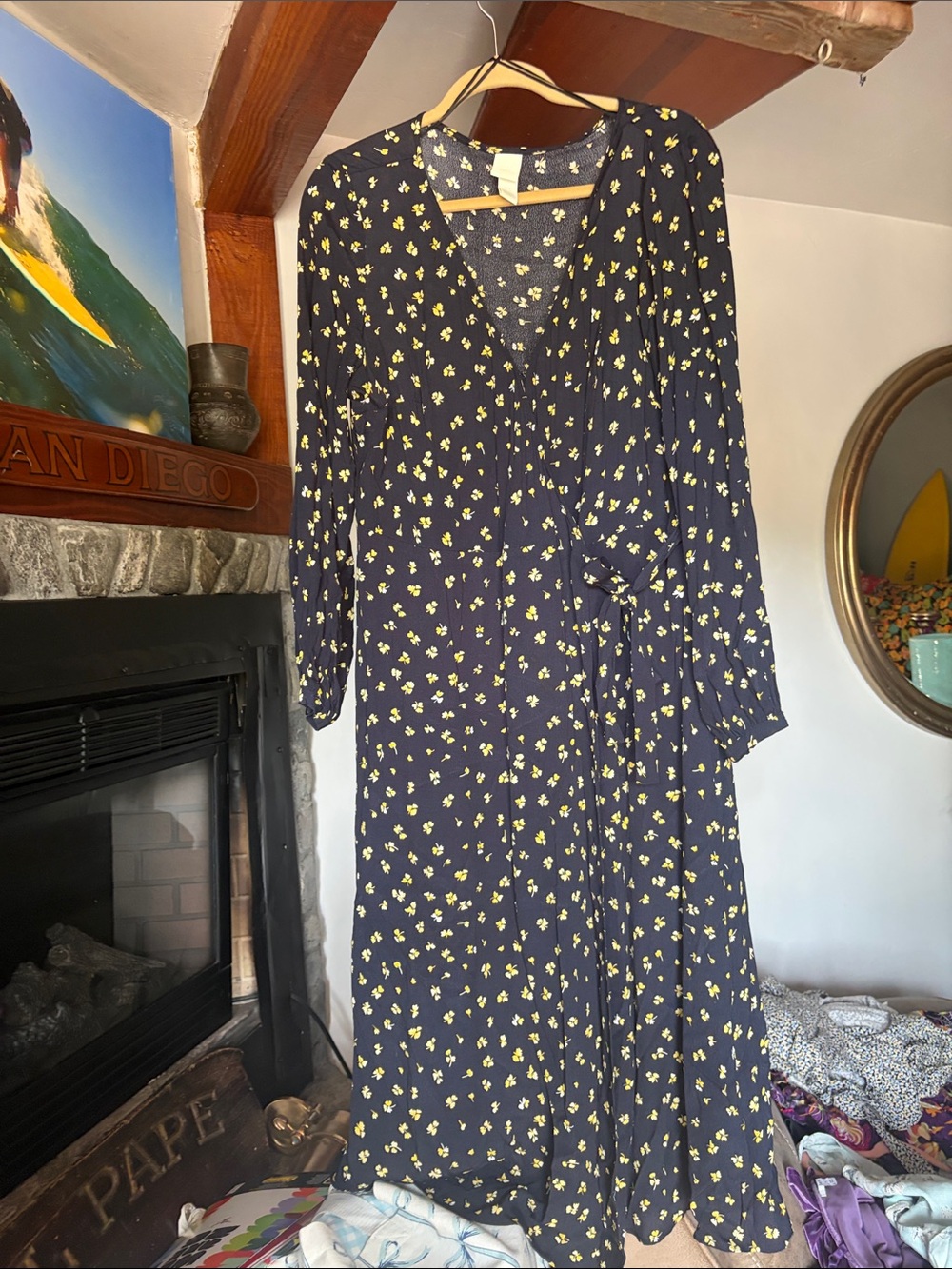 NWOT H&M Navy Floral V-Neck Long Sleeve Tie Waist Maxi Dress Women’s Size 12